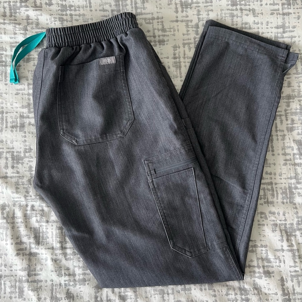 Figs Scrubs Size Small Yola Skinny in Graphite